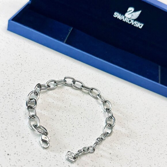 Swarovski Oval Link Charm Bracelet - Picture 5 of 5